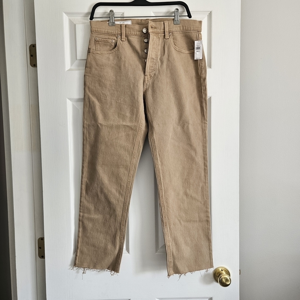 GAP Women's Straight Leg Jeans With Rough Hem - Size 28/8s